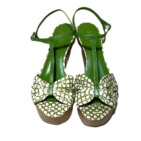 NWT Coach Women Shoes Size 9 - Picture 1 of 6